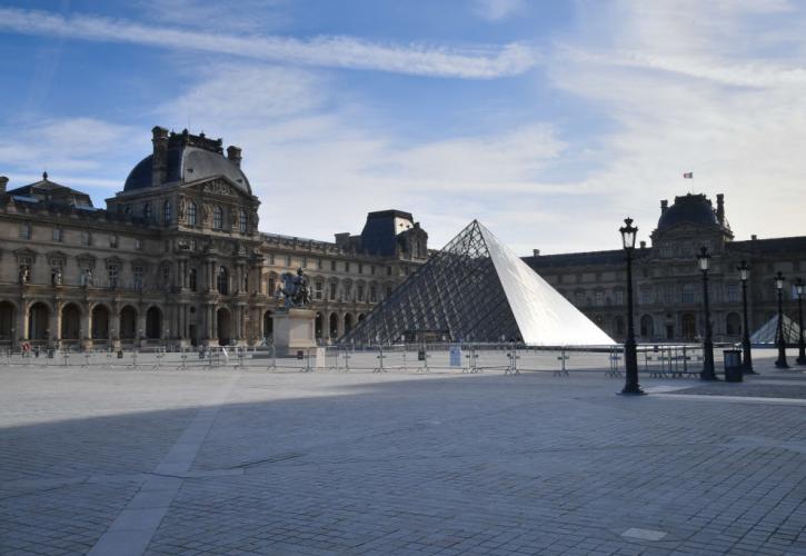 Παρίσι: Σε δημοπρασία δύο έπιπλα της Μαρίας Αντουανέτας - Ως 1,4 εκατ. ευρώ η αξία τους