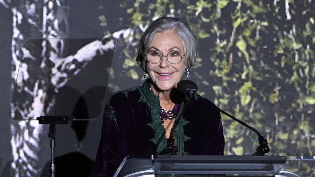 Alice Walton: Η πλουσιότερη γυναίκα στον κόσμο με πάνω από 2 εκατ. εργαζόμενους