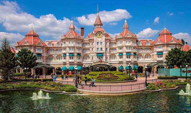 Club 33: Η λέσχη ενηλίκων της Disneyland με συνδρομή 33.000 δολάρια