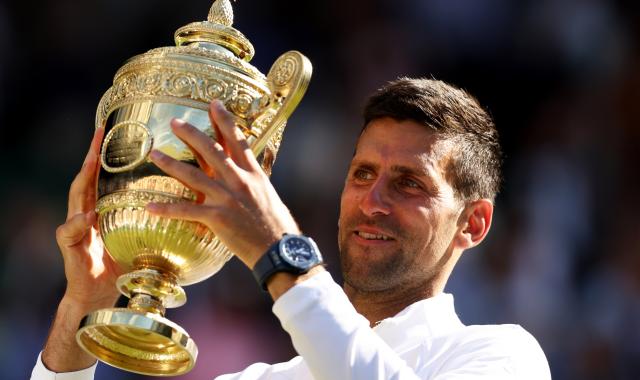 Ο Djokovic σήκωσε την κούπα του Wimbledon φορώντας ρολόι 24.000 δολαρίων